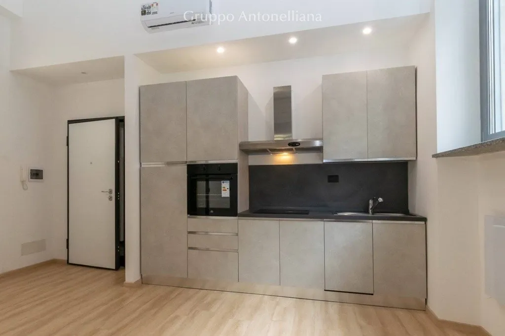 Kitchen - Retrofitted Loft with South-East View in Torino
