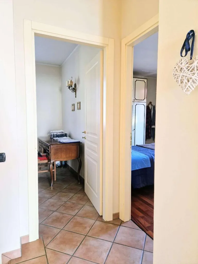 Ingresso - Corner Semi-Detached Villa with Garden in Rubiera