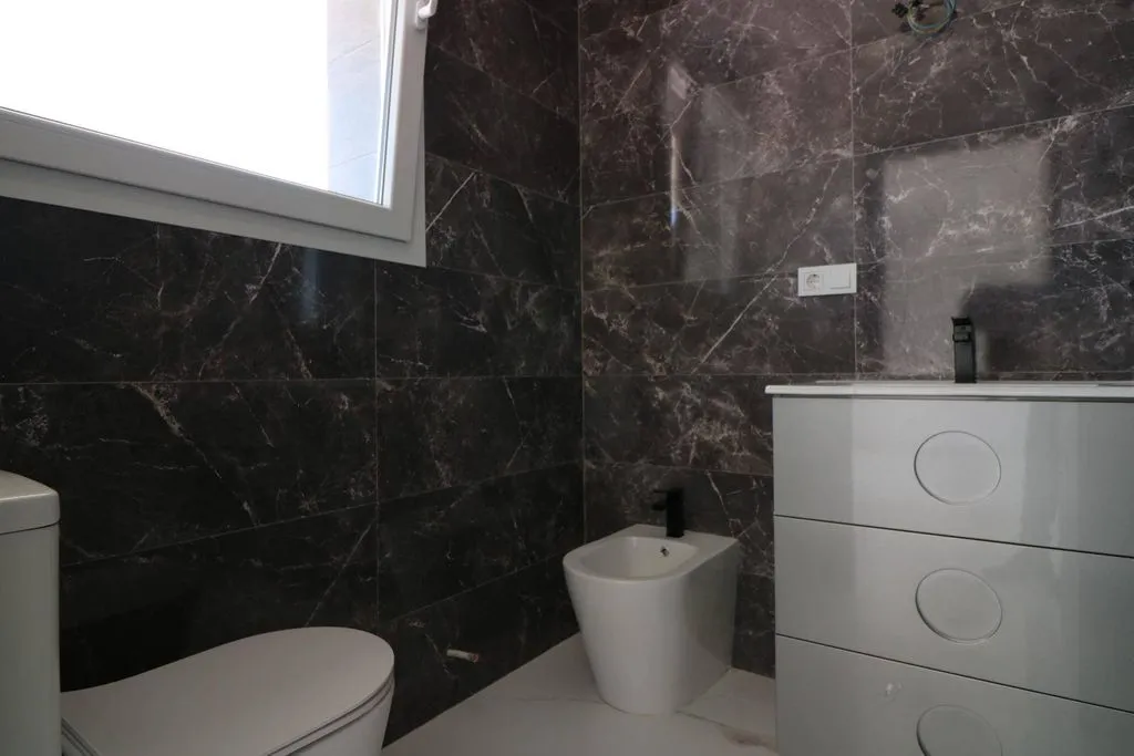 Salles de bain - Contemporary Villa with Pool in Los Balcones, Torrevieja