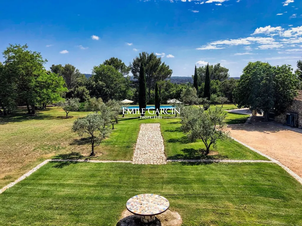 Õhuvaade - Rustic Mas with Pool in Provence