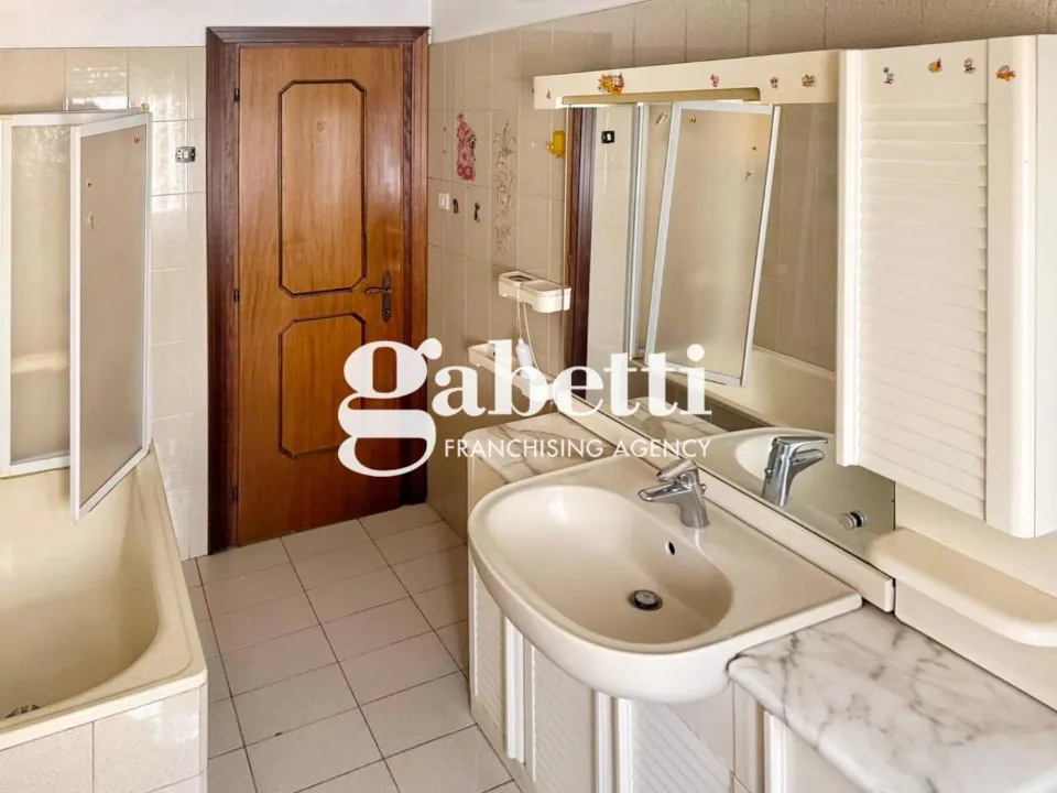Bagni - Apartment with City Views on Via Prenestina, Rome