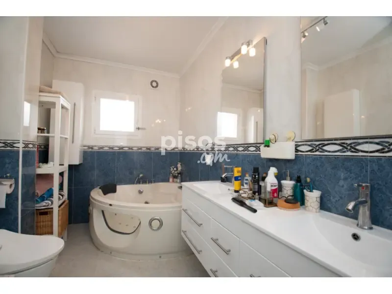 Vannitoad - Villa with Golf View in Campoamor