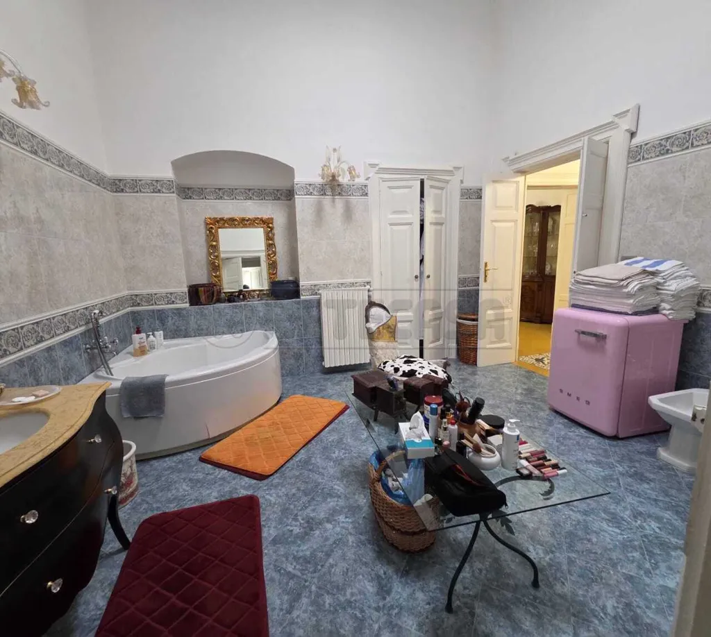 Vannitoad - Historic Penthouse with Veranda in Molfetta