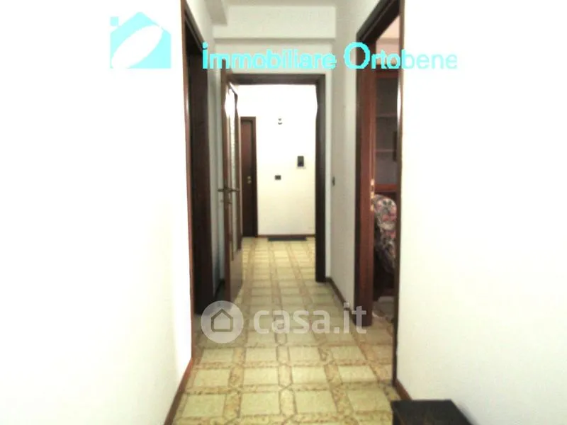 Esik - Apartment with Balcony in Nuoro