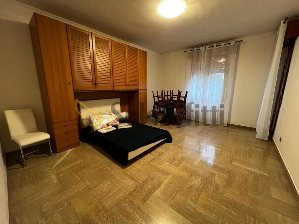 Magamistoad - Shared Flat with Balcony in Modena
