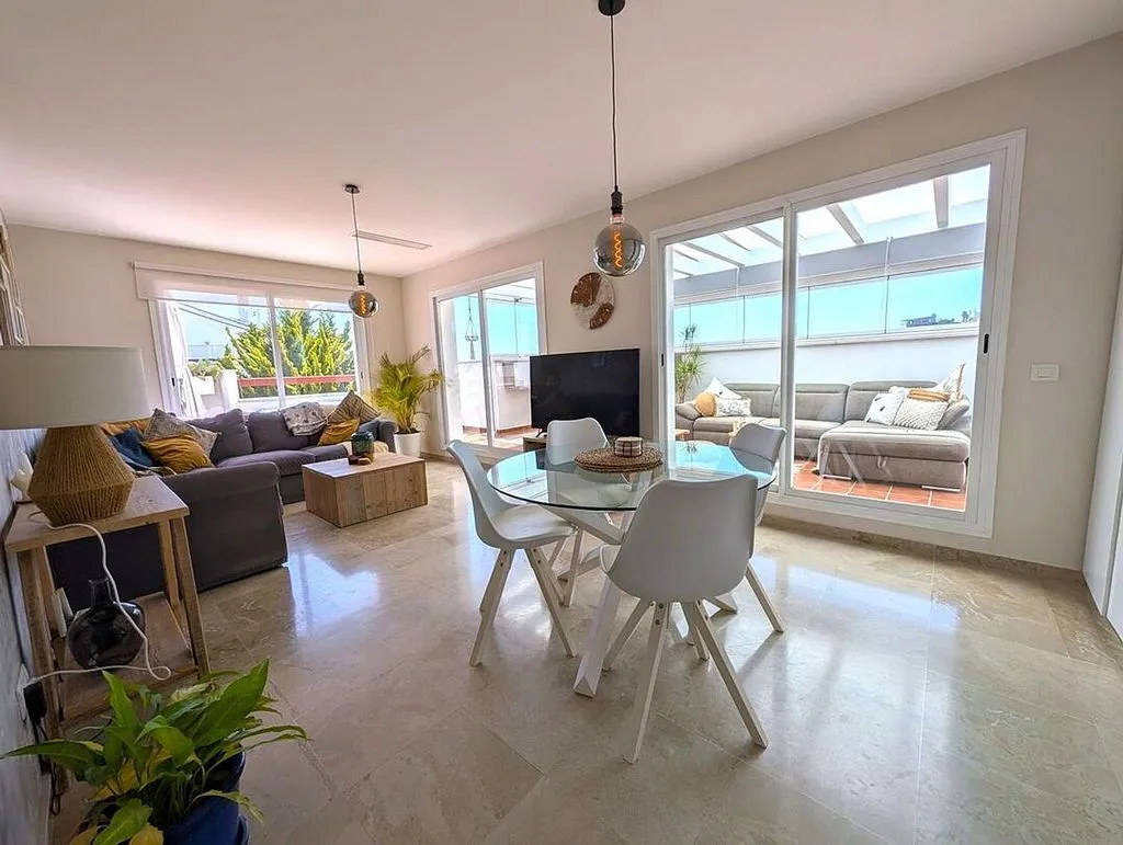 Söögituba - Luxury Loft with Pool in La Alcaidesa
