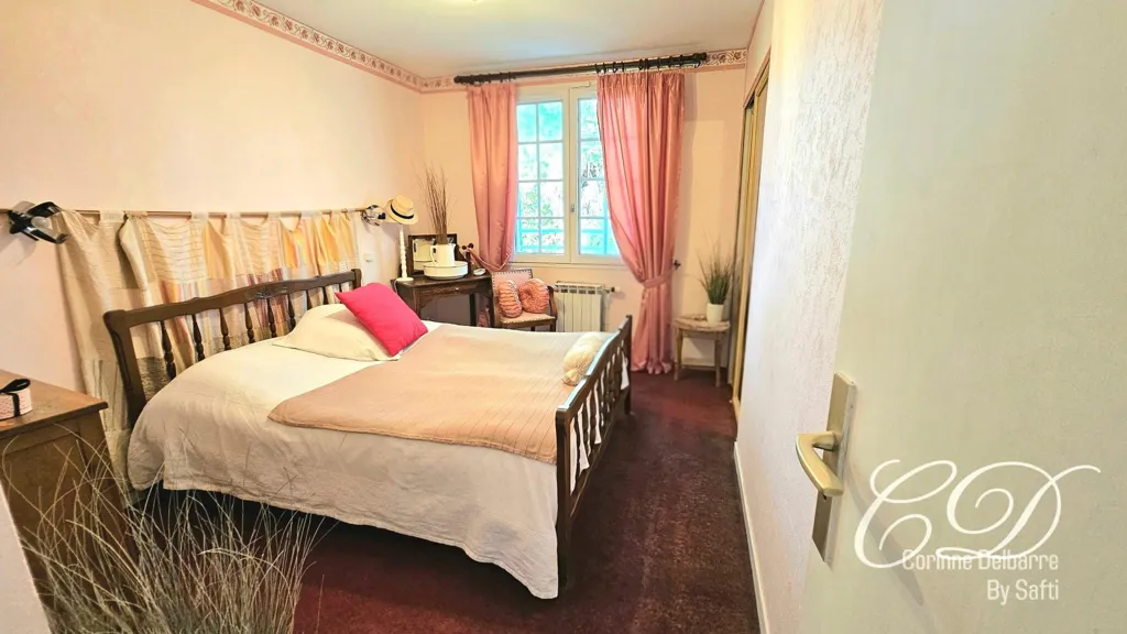 Bedrooms - Villa with Terraces near Sommières