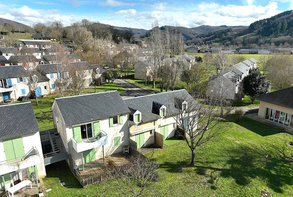 Õhuvaade - Modern Apartment with Pool in Saint-Geniez-d'Olt