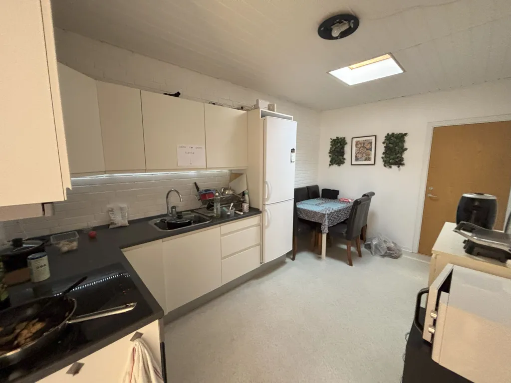 Cuisine - Room with Balcony in Central Viby J