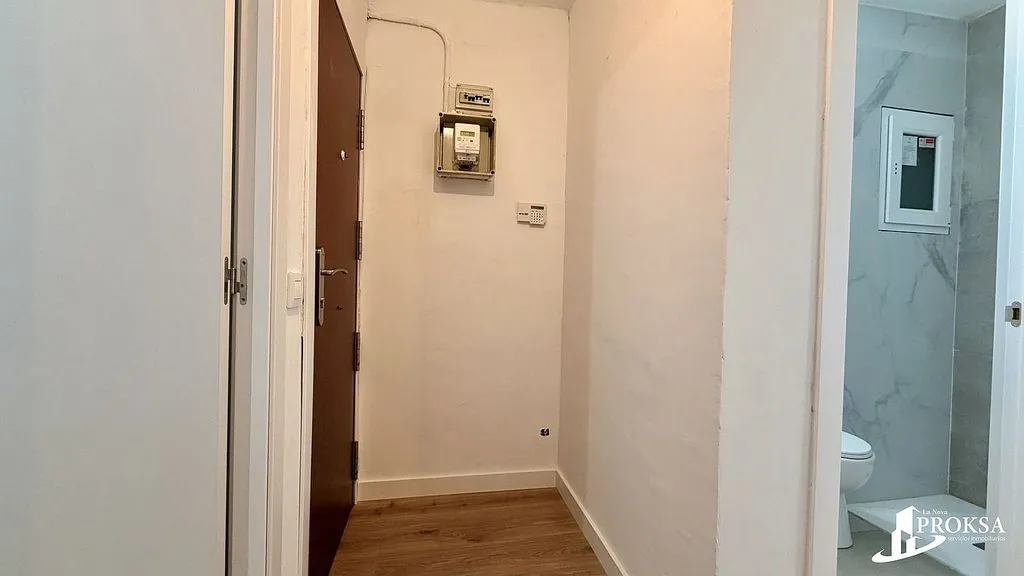 hallway_entrance