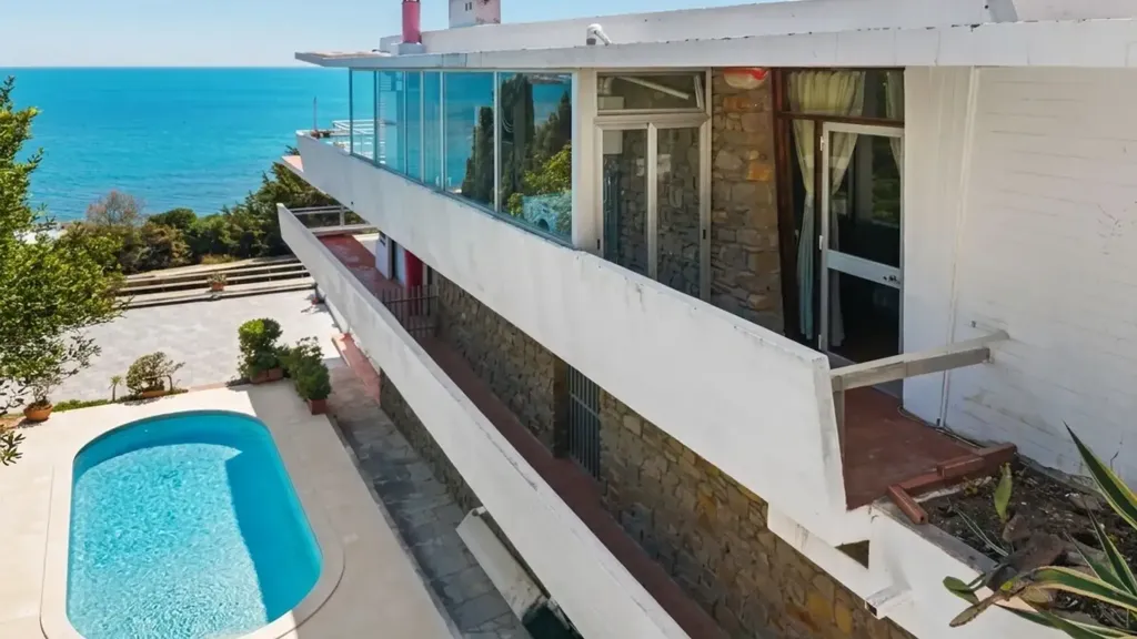 Piscina - Villa fronte mare con terrazze a Castiglioncello
