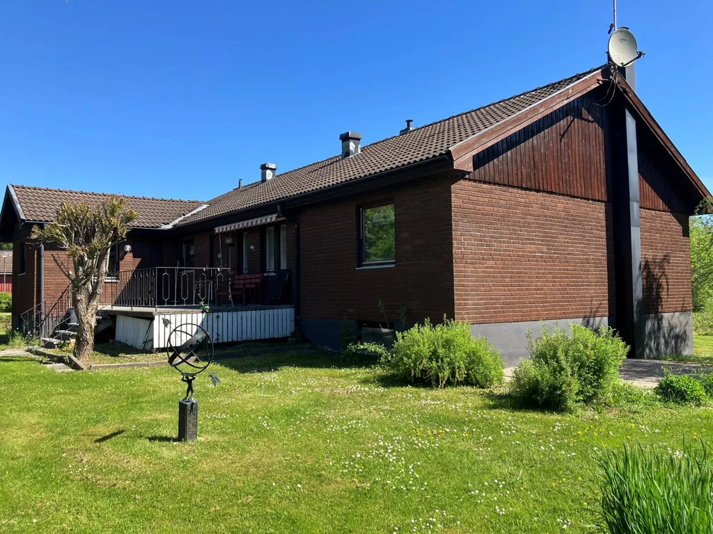 Välivaade - 1-Storey Villa with Garden in Lantlig Setting