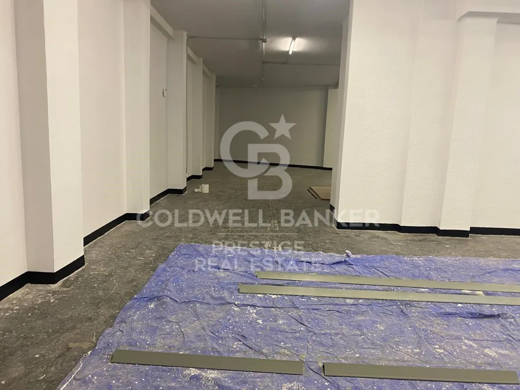 Toad - Commercial Space with Lift in Central Barcelona