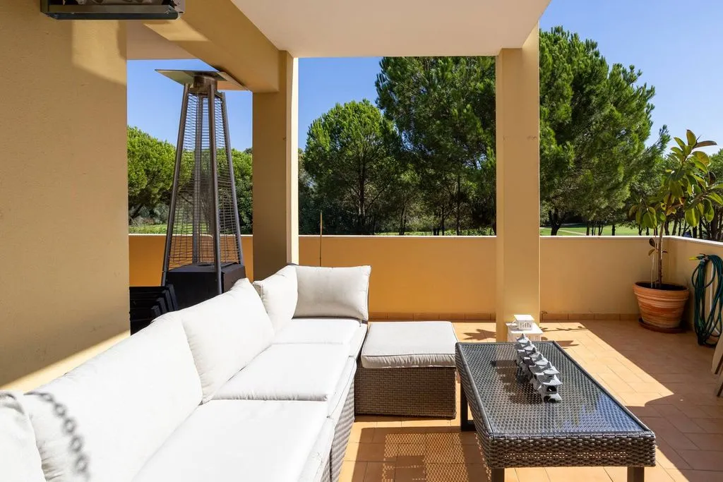 Terrasse - Luxury Flat with Golf Course Views in Vilamoura