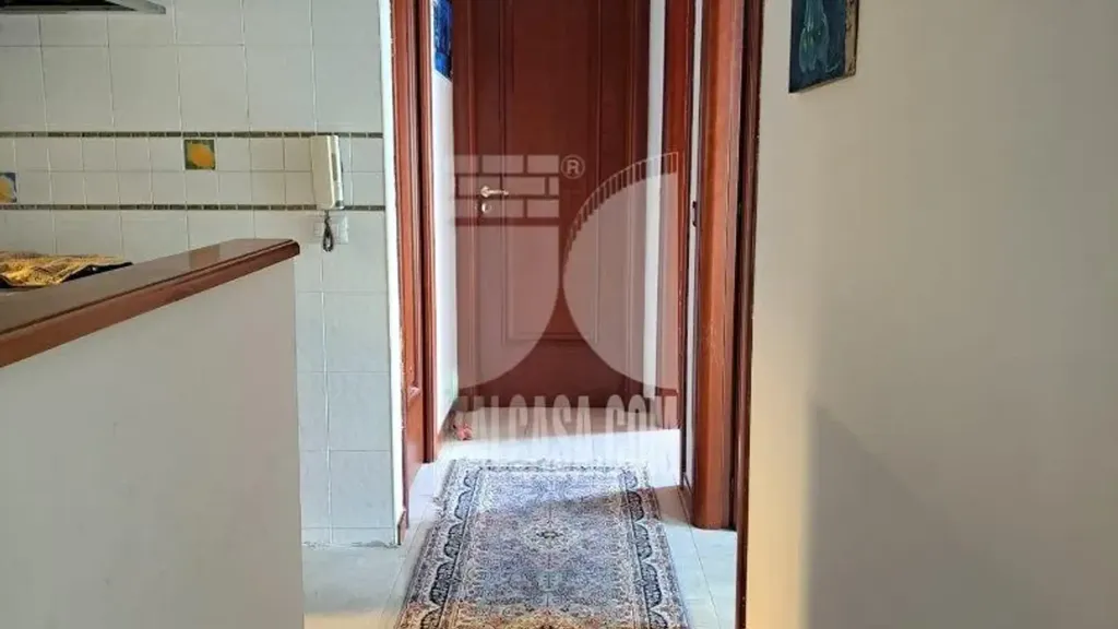 Entrée - Rearfacing Apartment with Balconies in Crotone