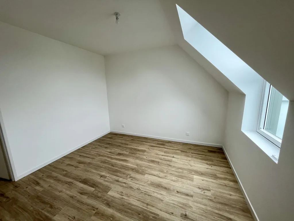 New Flat with Balcony in Cancale