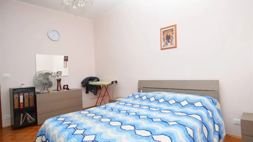 Appartement 2 pièces à IT