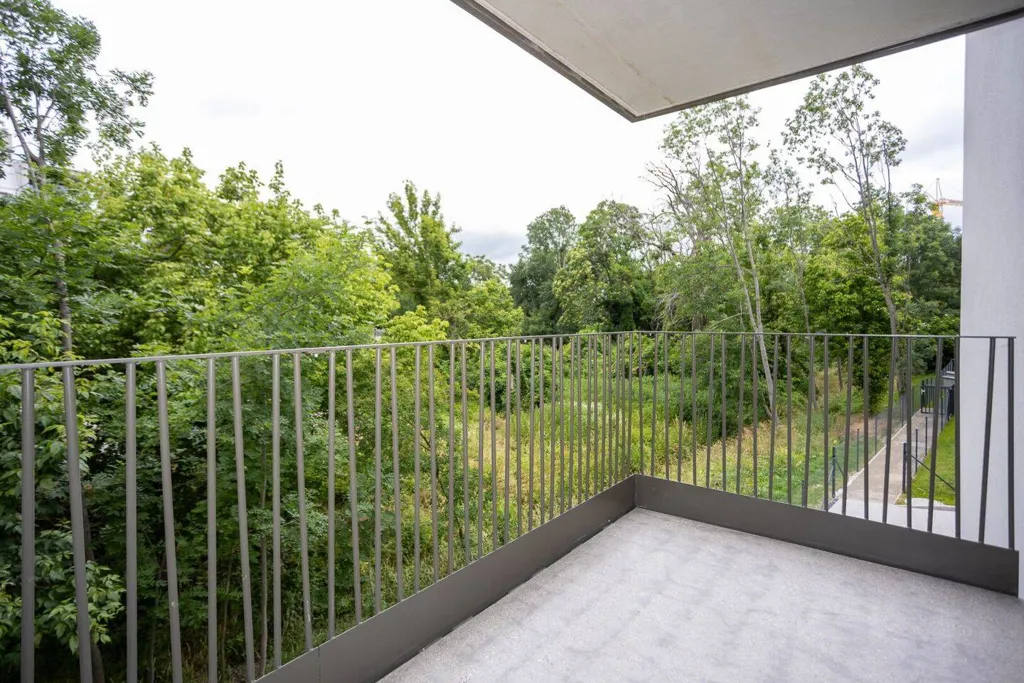 Balcone - Apartment with Garden in Wr. Neustadt