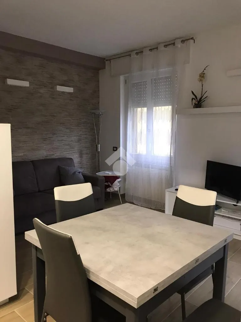 Sala da pranzo - Fully Rented 2-Bedroom in Vanzago