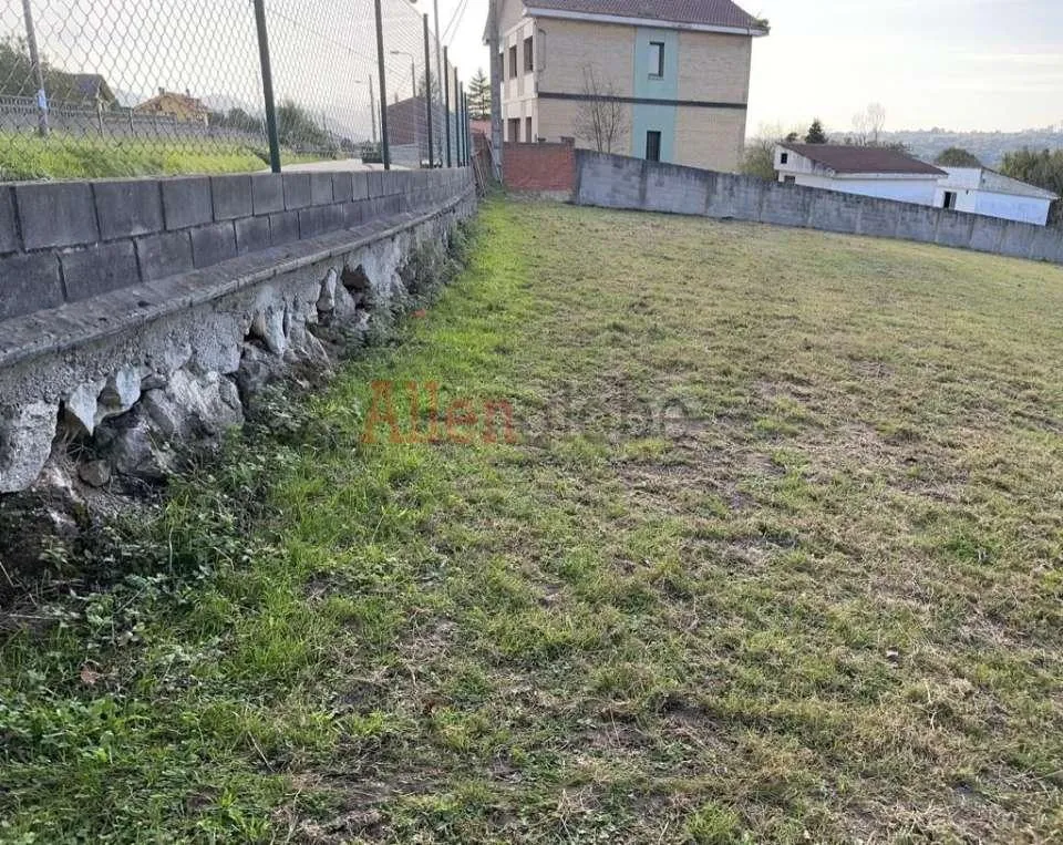 Giardino - Buildable Plot with Rural Views in Oviedo