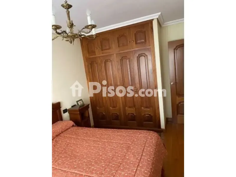 Magamistoad - Semi-New Flat with Terrace in Cidade Vella