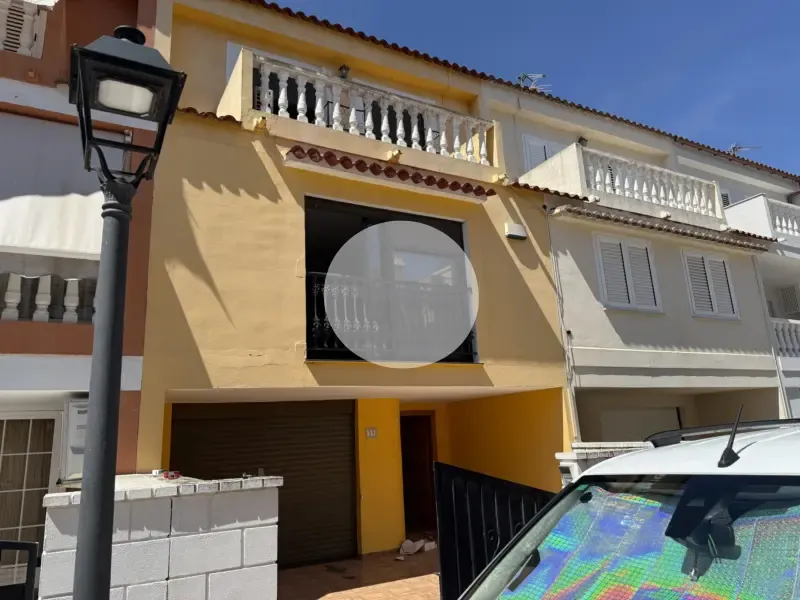 Esterno - Three-Storey House with Terrace in Favara