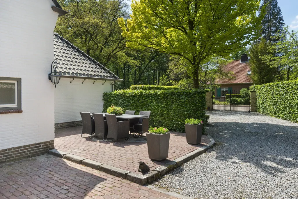 Aed - Charming Semi-Bungalow with Garden in Wolfheze