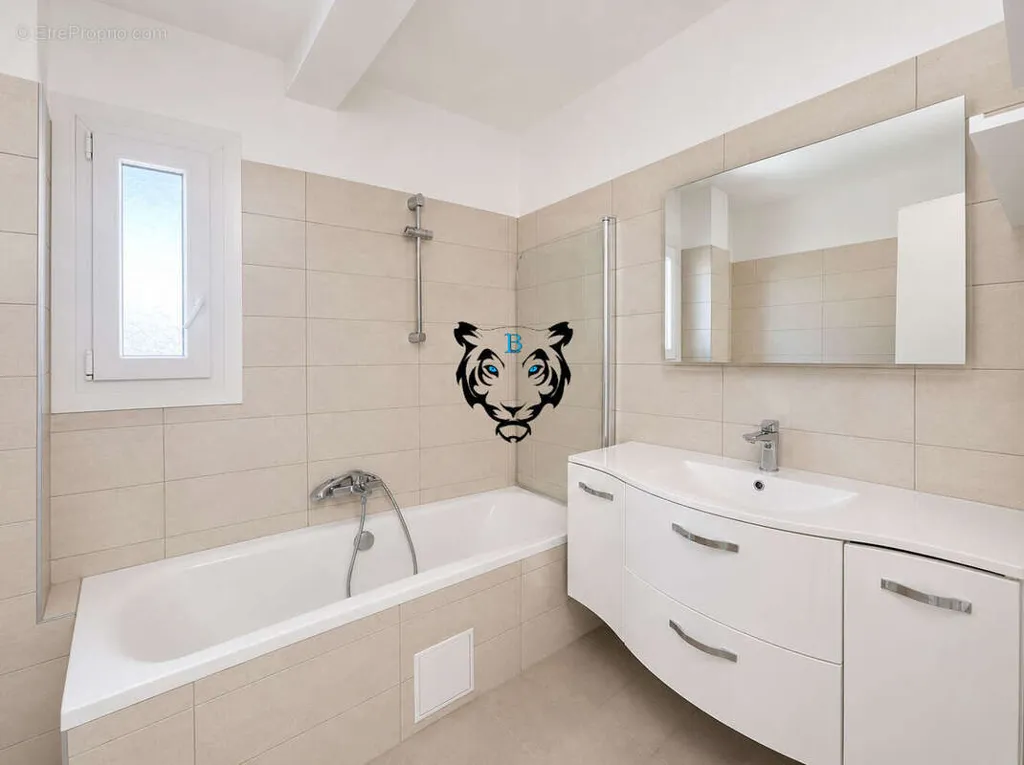 Bagni - 3-Bed Apartment with Sea View in Fréjus
