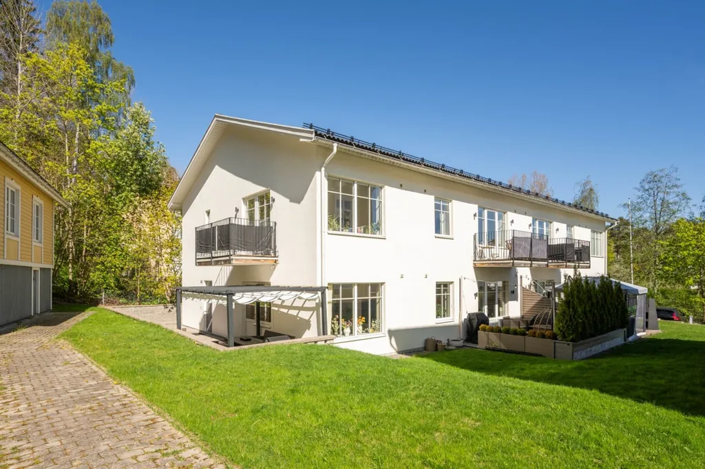 Välivaade - 3-Bedroom Flat with Terrace in Mariekäll