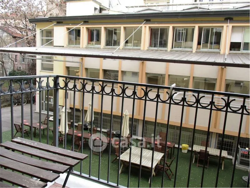 Balcon - Fully Furnished Flat with Balcony in Milan