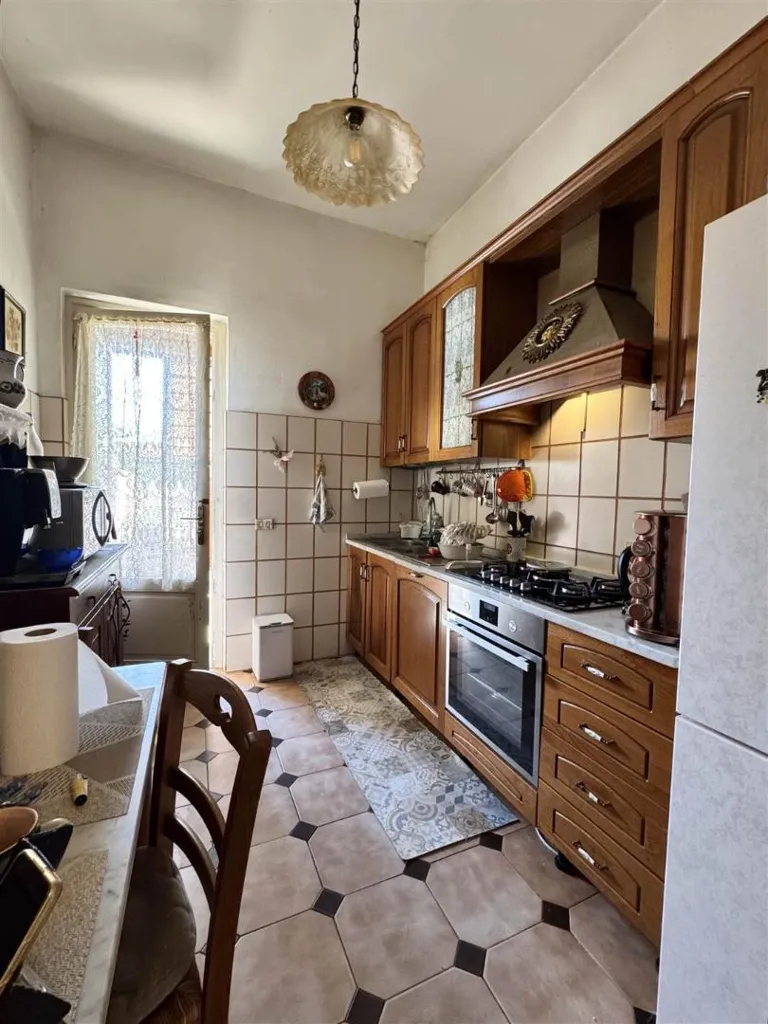 Kitchen - Terraced Villa with Lake View in Viareggio
