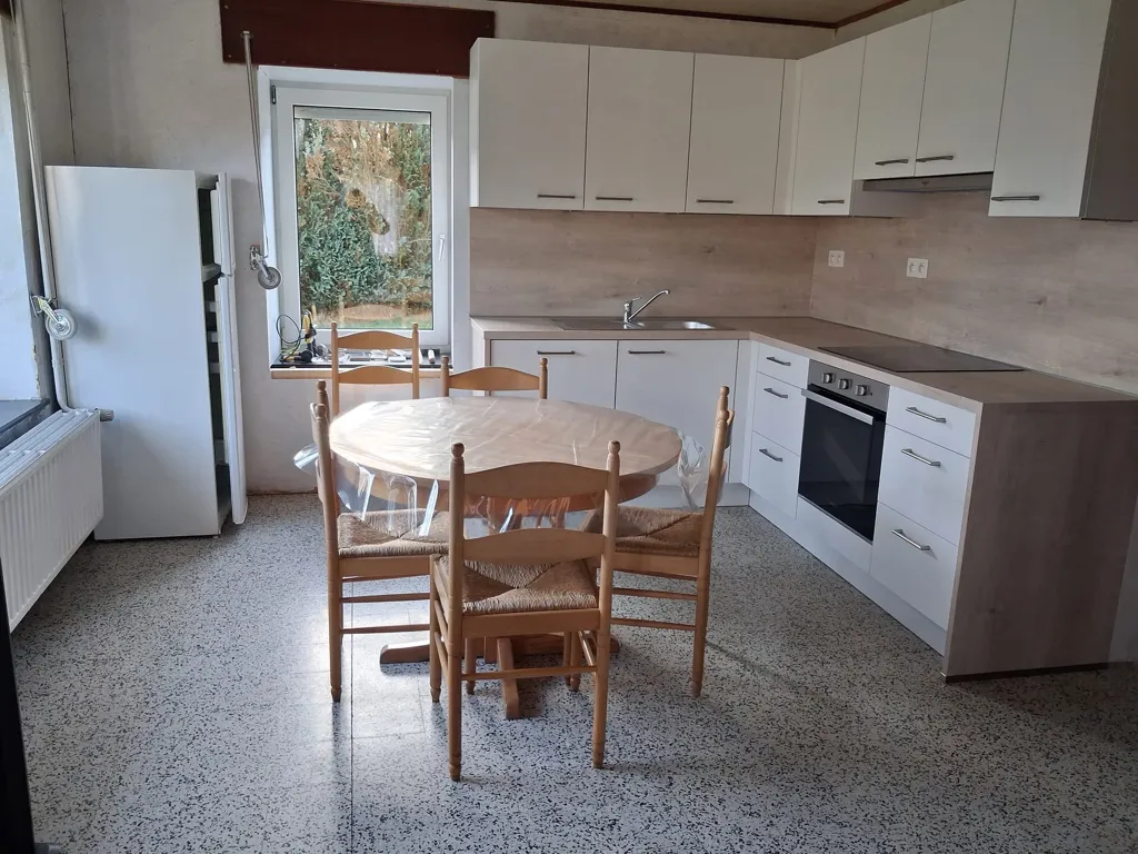 Cuisine - Maison avec Jardin et Terrasse à Vielsalm