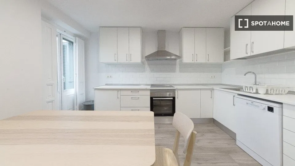 Köök - Shared Flat with Modern Design in Malasaña