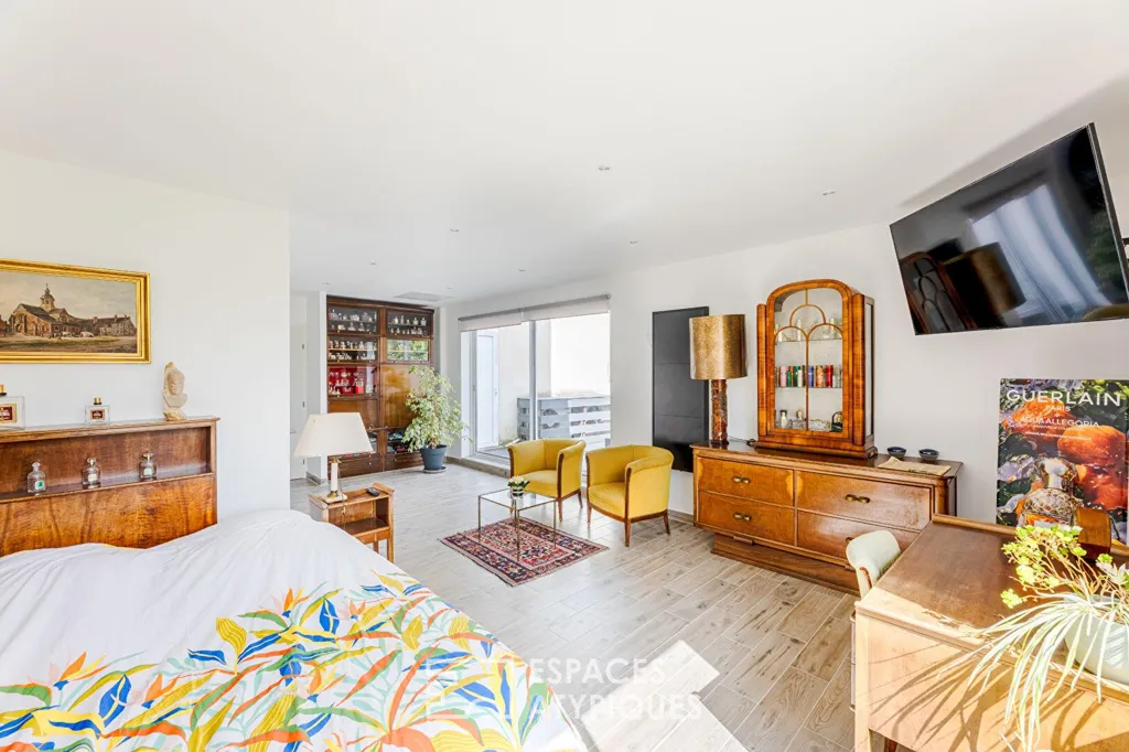 Bedrooms - Luxury Property with Pool near Normandy