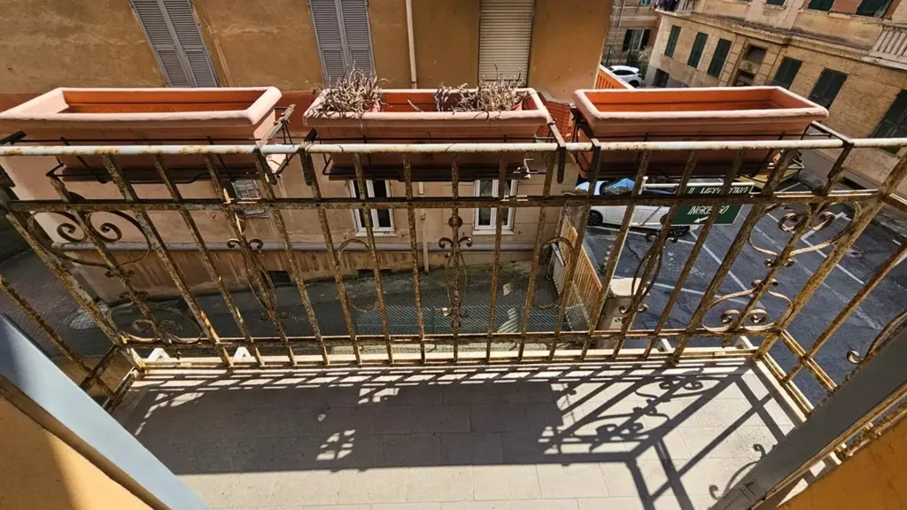 Balcon - Apartment with Balconies in Pegli, Genoa
