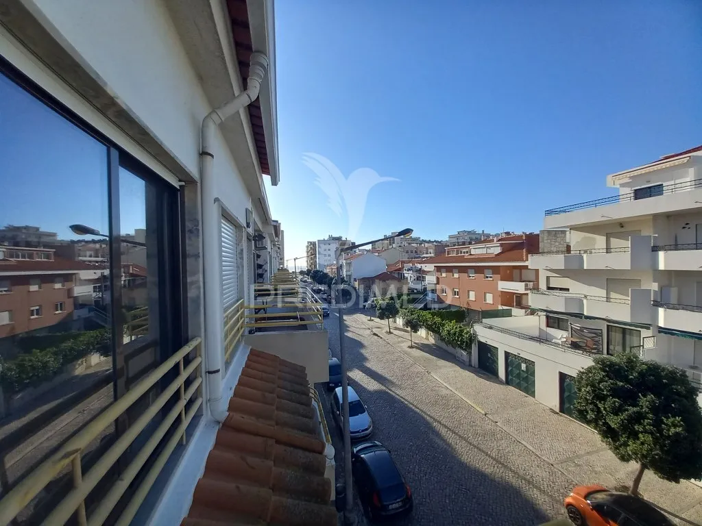 Balcon - Restored Duplex with Sea View in Costa da Caparica