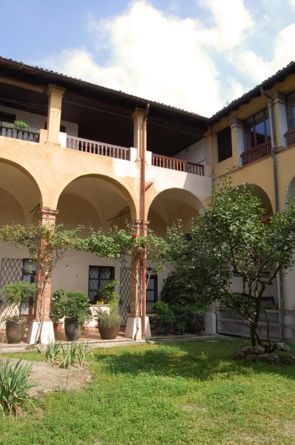 Giardino - Quadrilocale in Ex Convento, Lambrugo