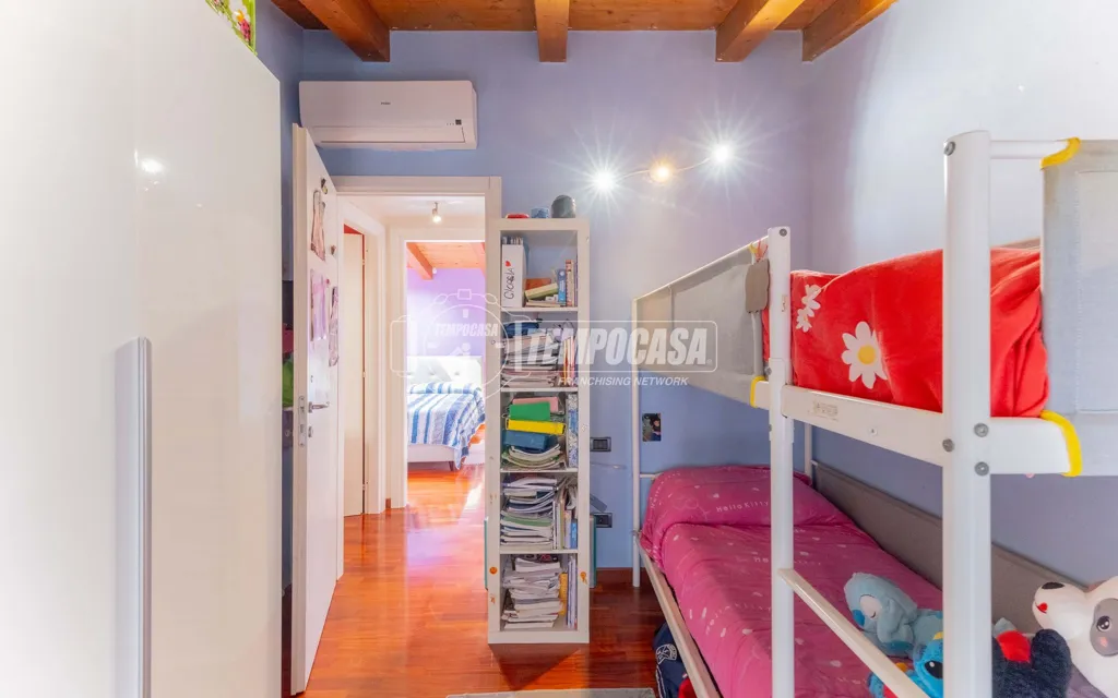 Magamistoad - Mansarded Flat with Terrace in Milan