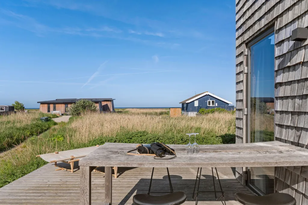 Terrasse - Modern House with Water Views in Sjællands Odde