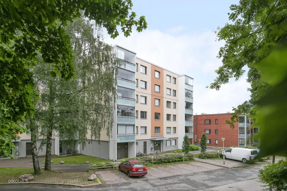 Välivaade - Apartment with Balcony in Pitäjänmäki, Helsinki