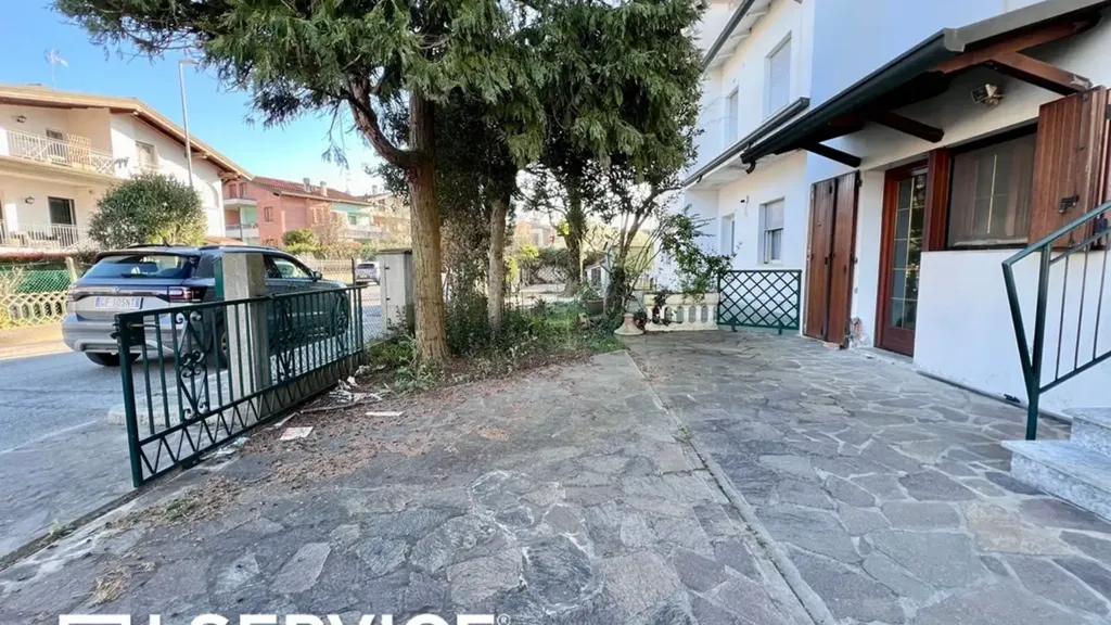 Extérieur - Three-Bedroom Apartment with Balcony in Cervia
