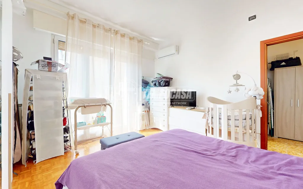 Chambres - Modern Bilocale with Balcony in Mantua