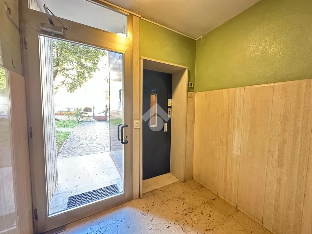 Esik - Panoramic Triplex in Verona Centre