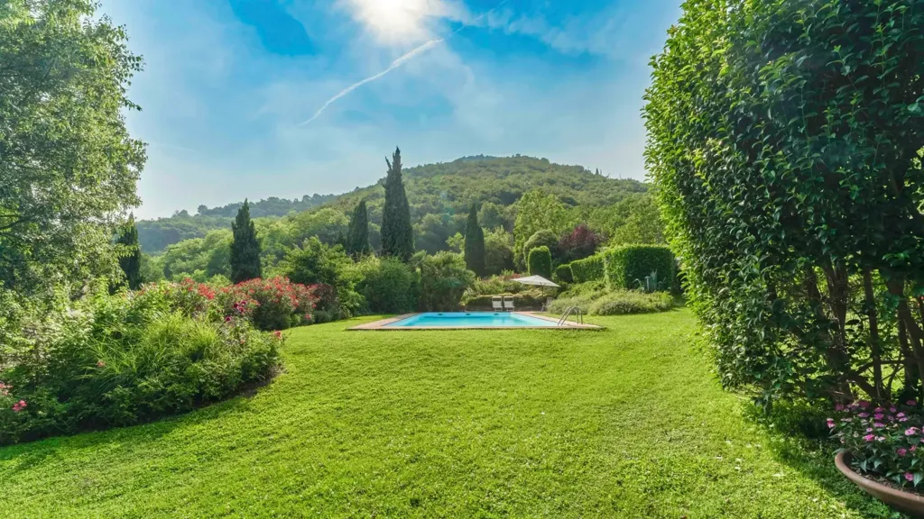 Aed - Villa with Private Park in Collebeato