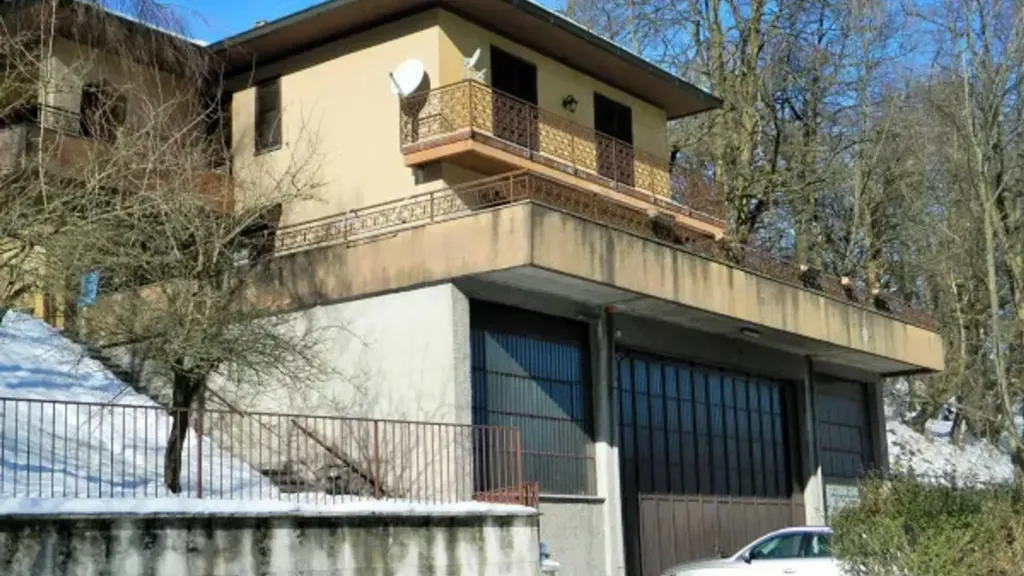 Välivaade - Terraced House with Terraces in Alta Valle Intelvi