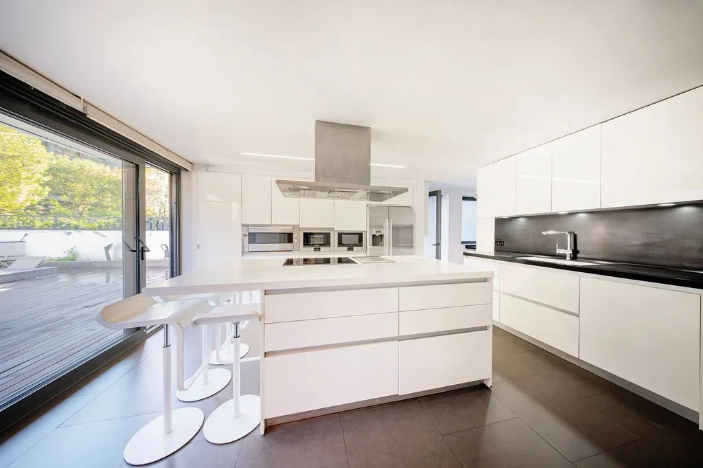 Köök - Luxury Villa with Pool in Chamartín, Madrid
