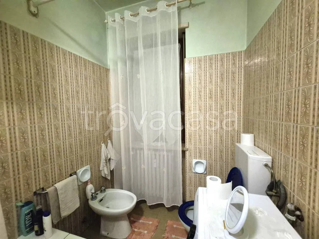 Bagni - Apartment with Balcony in Piobesi Torinese