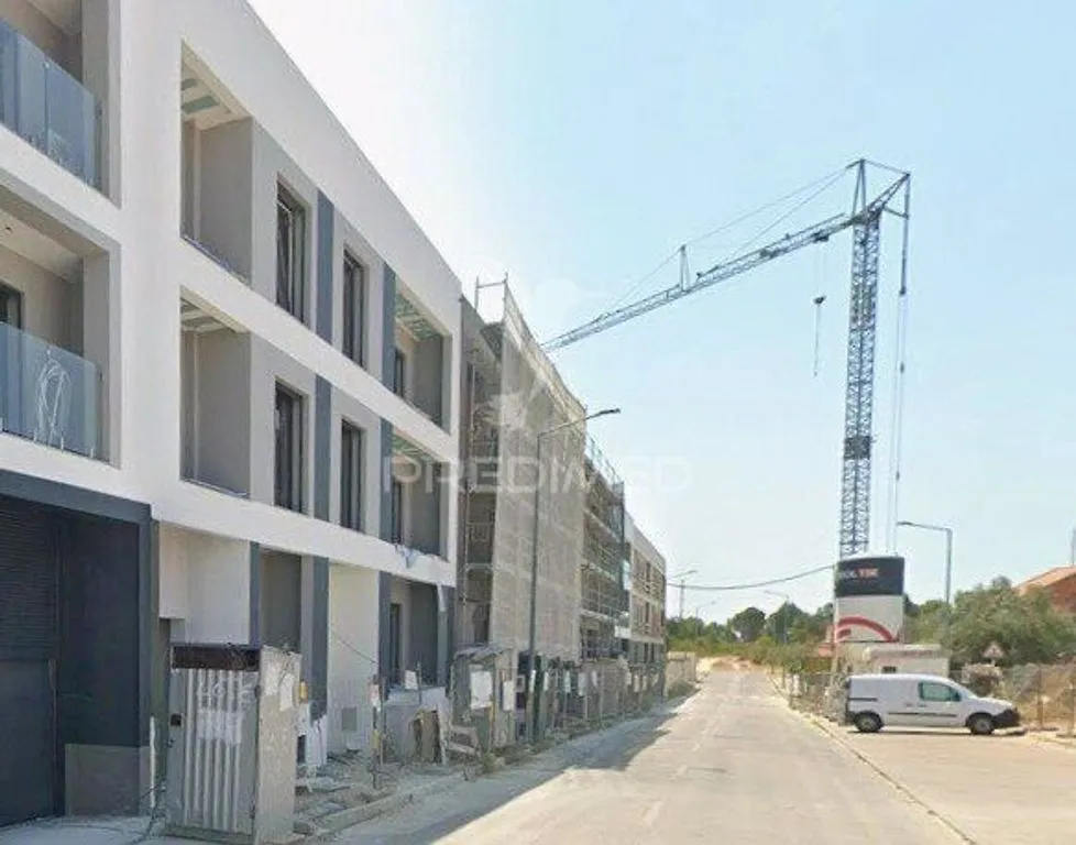 Välivaade - Modern Duplex with Balcony in Seixal