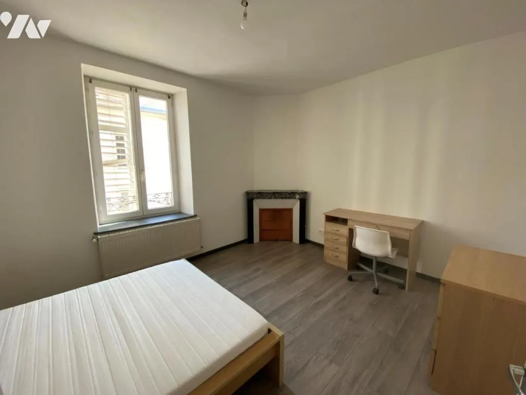 Camere da letto - Spacious 3-Bedroom Apartment in Nancy