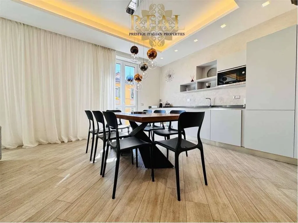 Salle à manger - Luxury Flat with Balcony in San Frediano, Florence